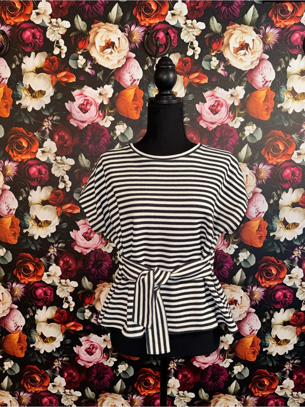 Express Black & White Striped Tie-Front Knit Short Sleeve Top, S